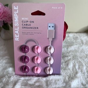 Real Simple Mini Clip-On Cable Organizer.  New